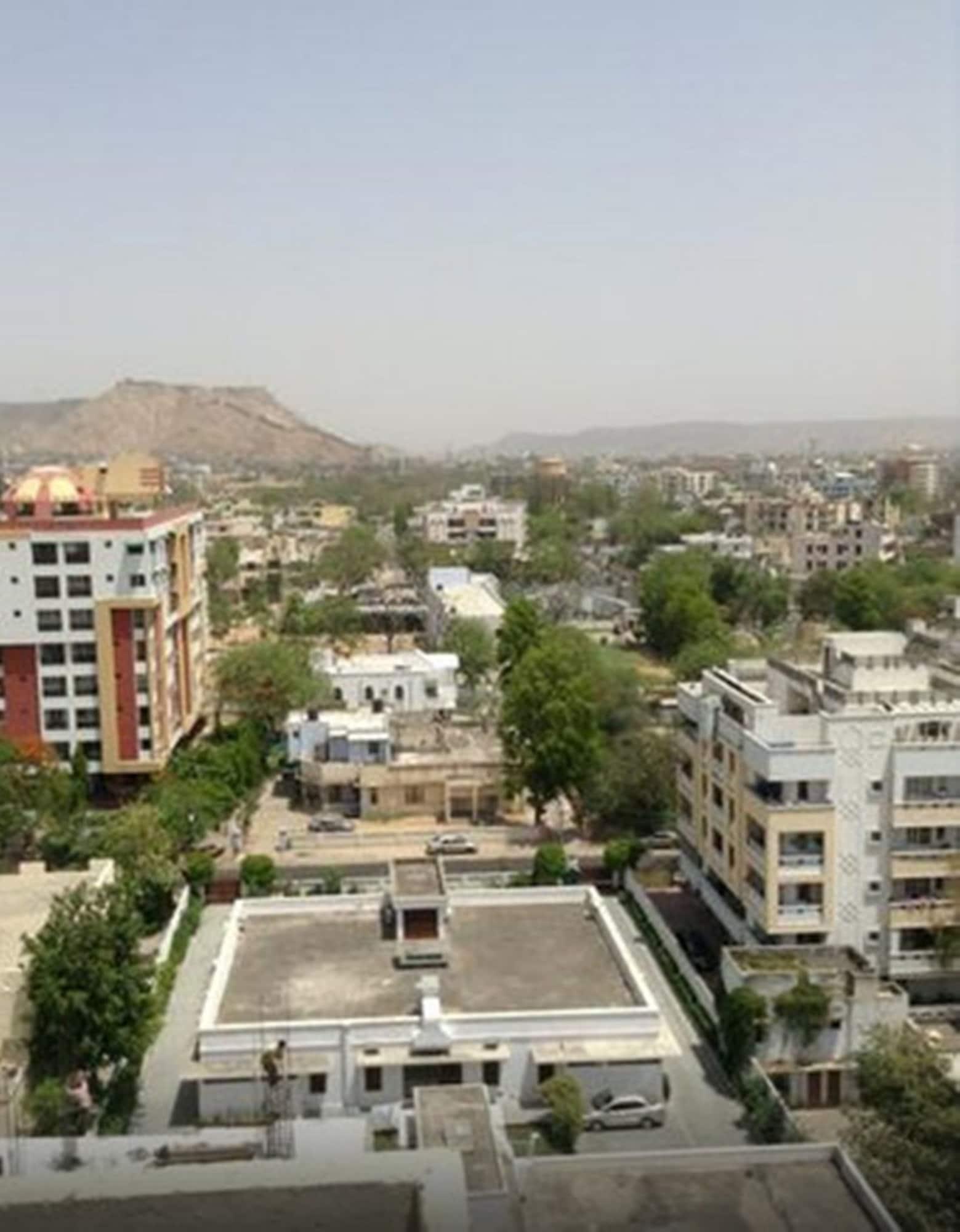 Royal Orchid Central Jaipur, Bani Park Bagian luar foto